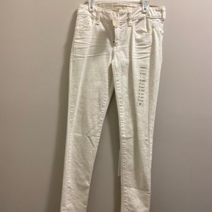 Brand new white American eagle Jeans
